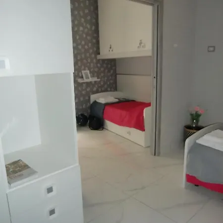 Aaron2 Apartamento Nápoles