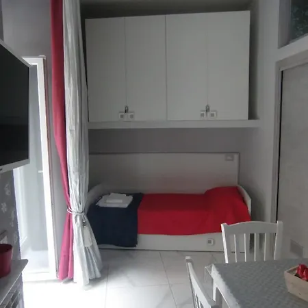 Aaron2 Apartamento