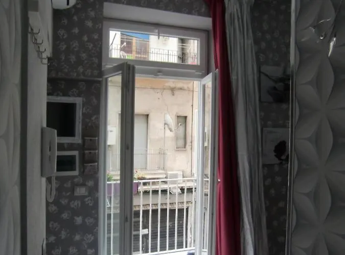 Aaron2 Apartamento Nápoles